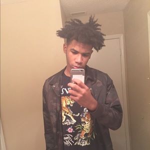 Meet your Posher, Charlie